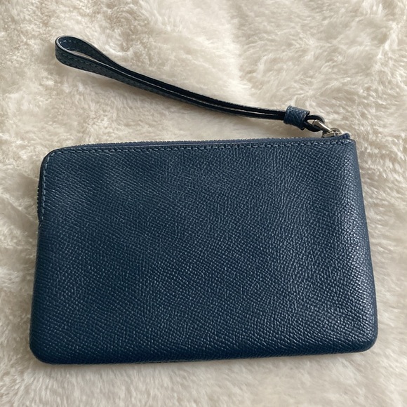 Coach Wristlet in SV/Denim Style F58032 - Picture 2 of 7